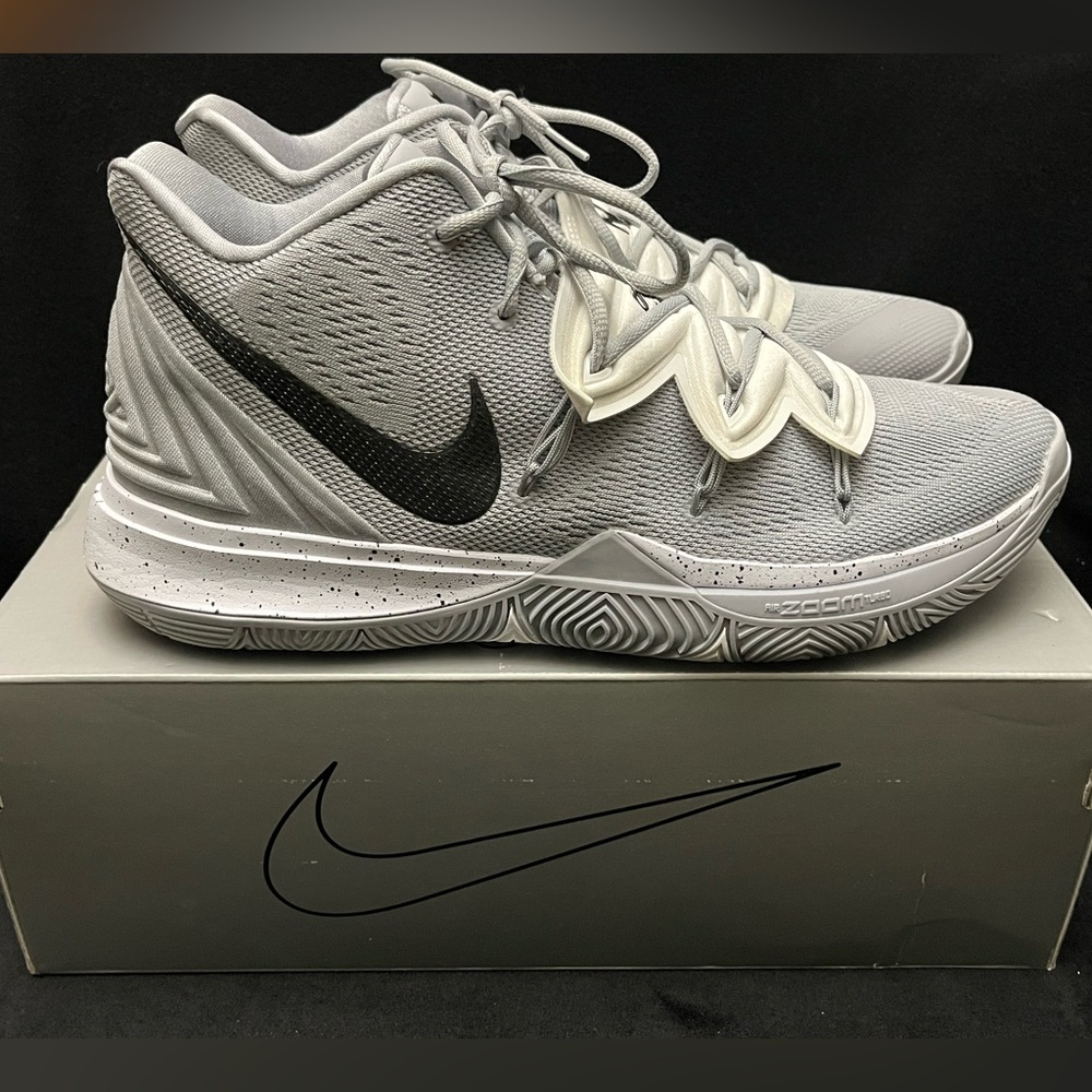 Nike Kyrie Irving Five TB